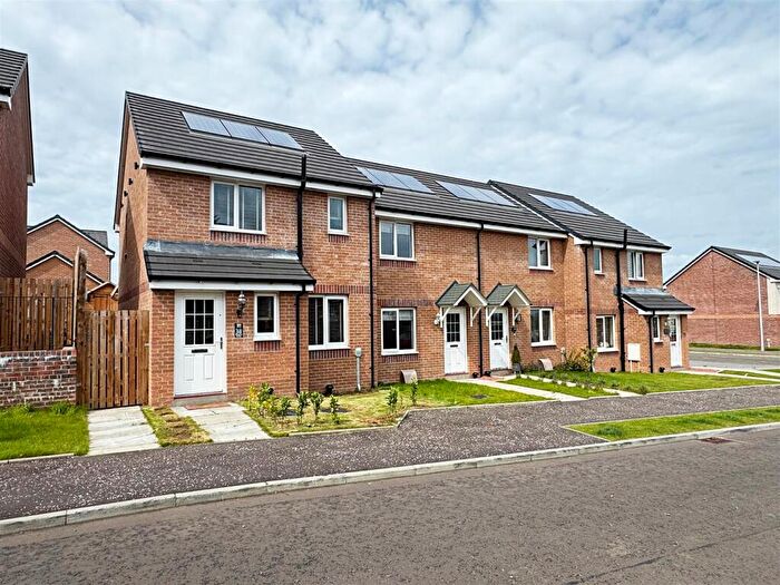 3 Bedroom End Of Terrace House For Sale In Newcomen Gardens, Cambuslang, G72