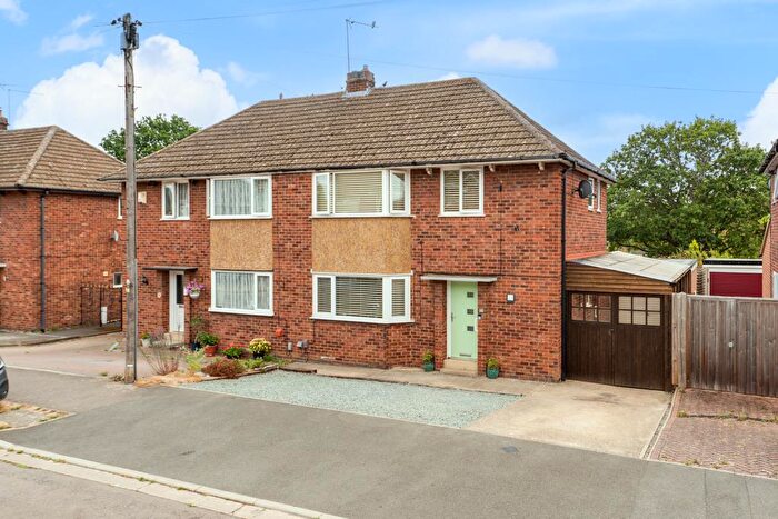 3 Bedroom Semi-Detached House For Sale In Greenhill Road, Kettering, NN15