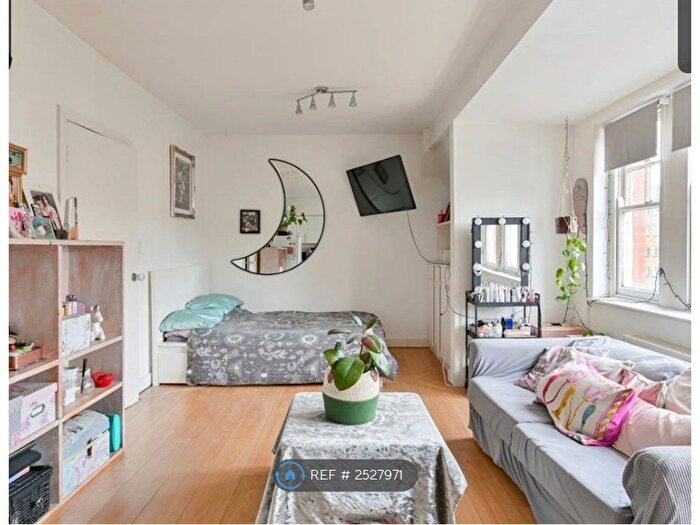 1 Bedroom Flat To Rent In Woodbourne Avenue, London, SW16