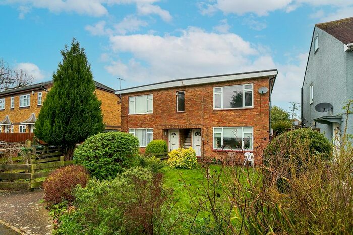 2 Bedroom Maisonette To Rent In Belle Vue Lane, Bushey Heath, Bushey, Hertfordshire, WD23