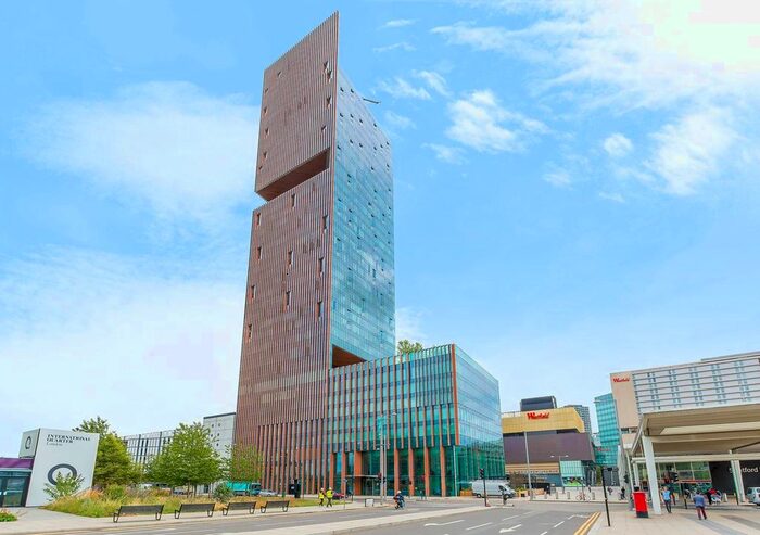 2 Bedroom Flat To Rent In Manhattan Lofts, Stratford, London, E20