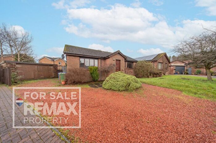3 Bedroom Detached Bungalow For Sale In Herd Green, Livingston, EH54