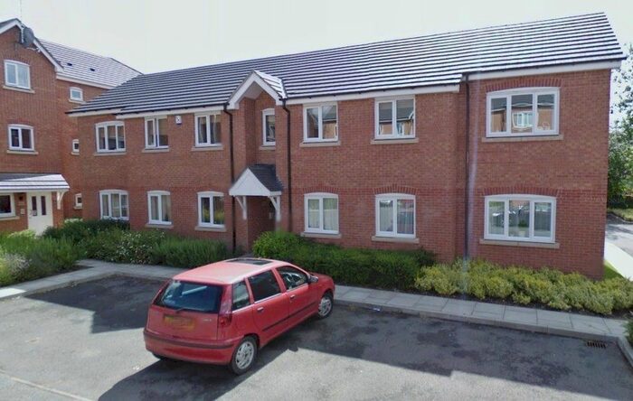 2 Bedroom Flat To Rent In Harbourne Close, Kenilworth, CV8