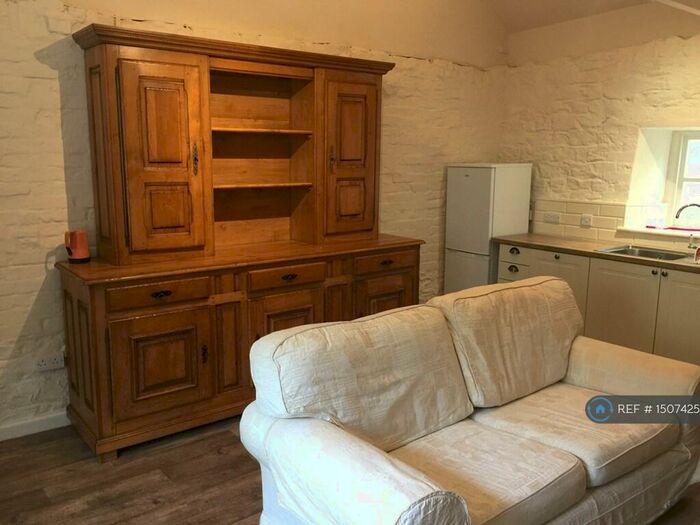 1 Bedroom Detached House To Rent In Church Lane Whitestone, Exeter, EX4