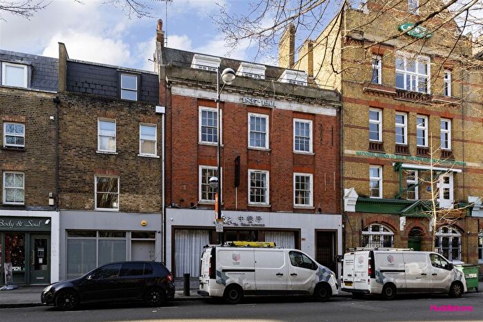 3 Bedroom Flat To Rent In Chalton Street, London, NW1