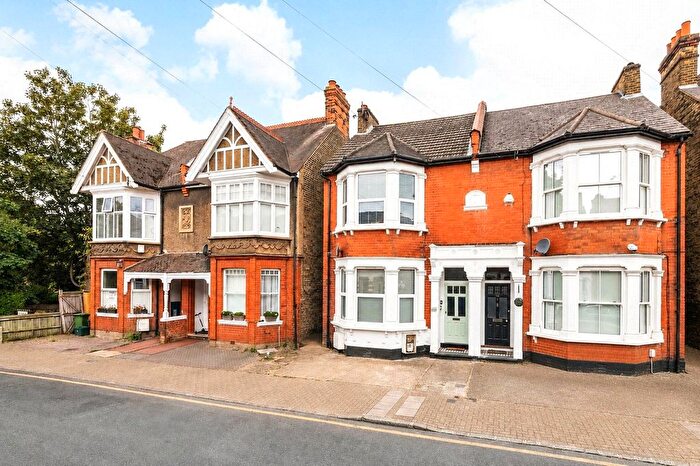 2 Bedroom Detached House To Rent In Queens Road, Bromley, BR1