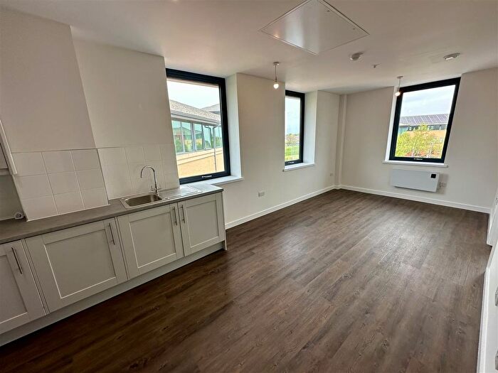 1 Bedroom Flat To Rent In Marlowe House, Holgate Park Drive, York, YO26
