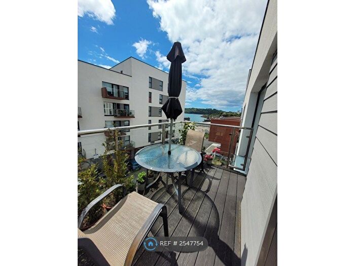 2 Bedroom Flat To Rent In Kingdom Street, Plymouth, PL1