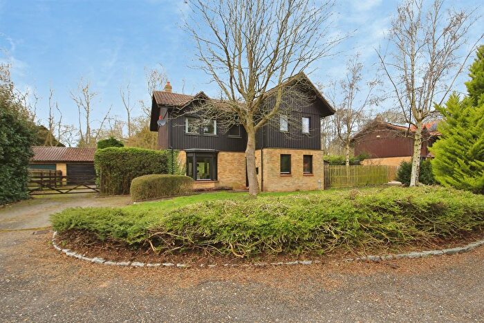 4 Bedroom Detached House For Sale In Svenskaby, Orton Wistow, Peterborough, PE2