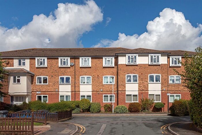 1 Bedroom Flat For Sale In Trinity Close, Leytonstone, E11