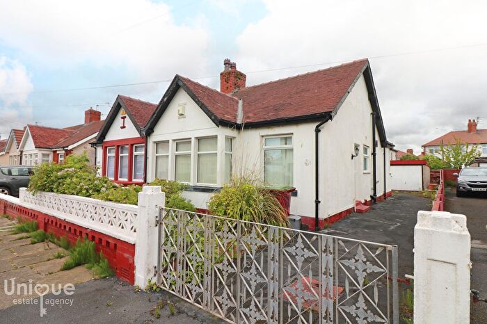 2 Bedroom Bungalow For Sale In Lockerbie Avenue, Thornton-Cleveleys, FY5