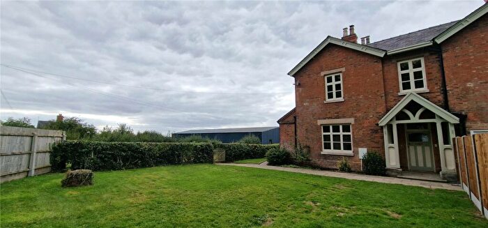 4 Bedroom Semi-Detached House To Rent In Home Farm House, Home Farm, Rangemore, Burton On Trent, DE13