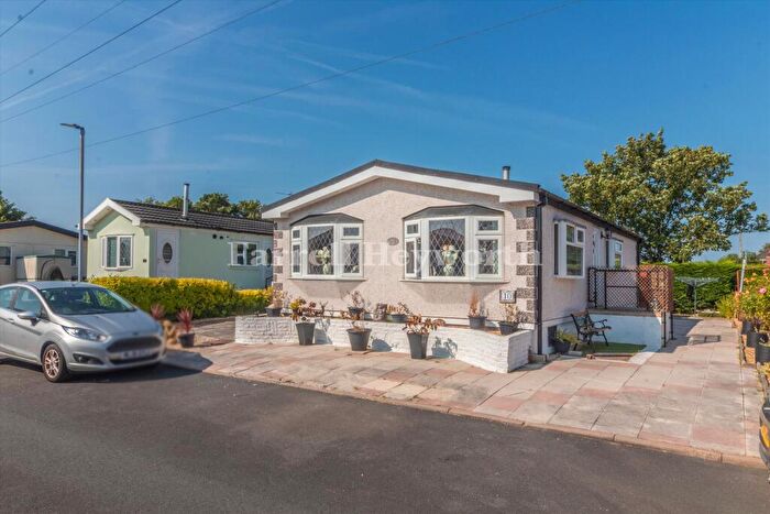 2 Bedroom Bungalow For Sale In Carr Bridge Residential Park, Blackpool, FY4
