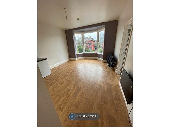 1 Bedroom Flat To Rent In Carysfort Road, Bournemouth, BH1