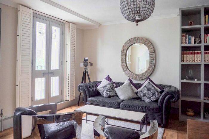 2 Bedroom Property To Rent In Alba Place, Notting Hill Gate, London, Kensington &amp; Chelsea, W11