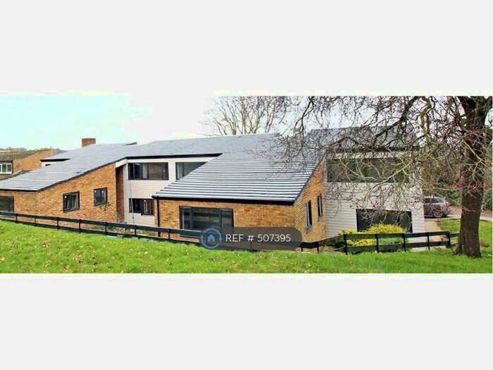 1 Bedroom Flat To Rent In Hooks Hill, Purton, Swindon, SN5