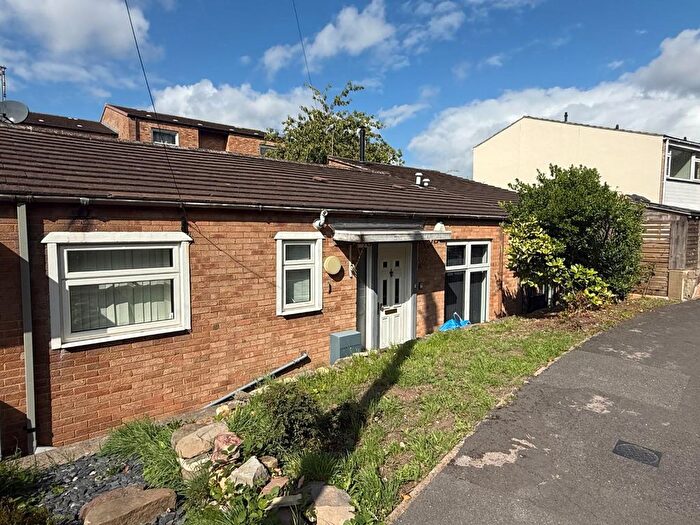2 Bedroom Detached Bungalow To Rent In Trendlewood Park, Bristol, BS16