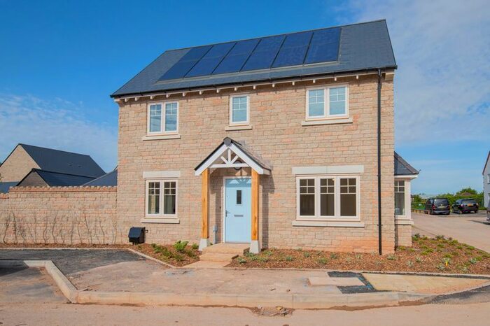 3 Bedroom Detached House For Sale In Whiting Way, Wrington, Bristol, BS40