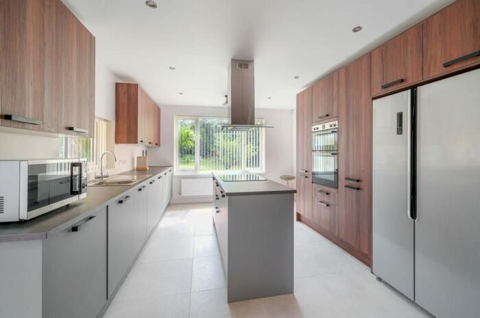 4 Bedroom Detached House To Rent In Green Road, Egham, TW20