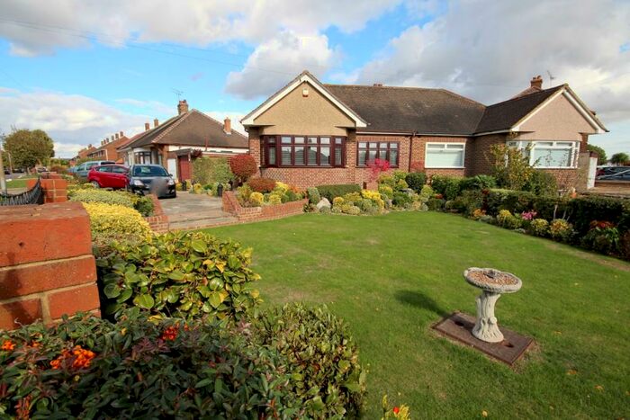 2 Bedroom Semi-Detached Bungalow To Rent In Meadow Road, Grays, Essex, RM16