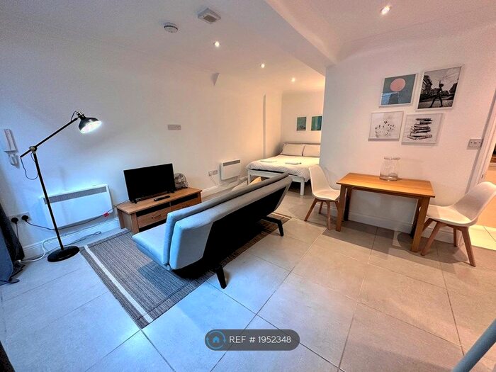 1 Bedroom Flat To Rent In City Road, London, EC1V