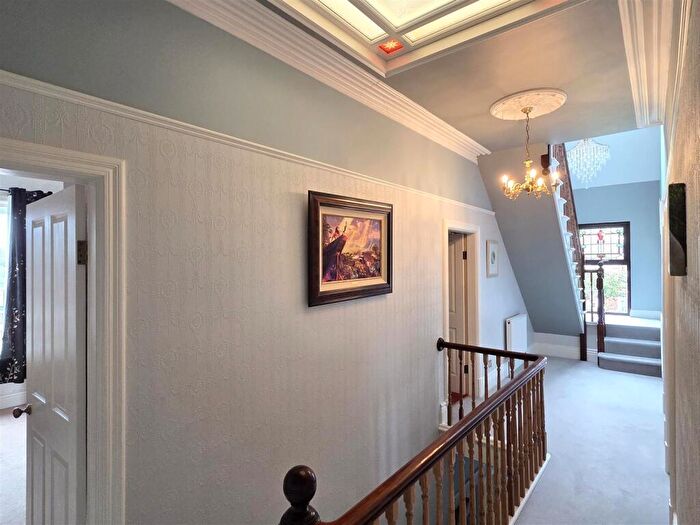 5 Bedroom Semi-Detached House For Sale In Ansdell Road South, Ansdell, Lytham St Annes, FY8