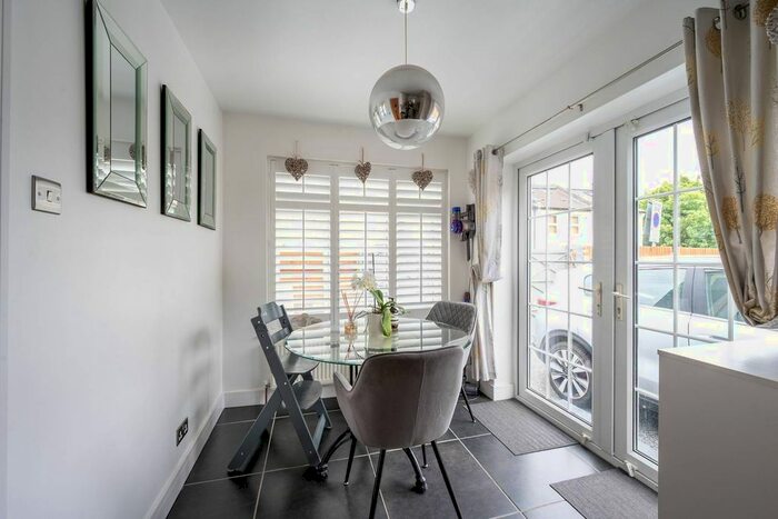 4 Bedroom Semi-detached House To Rent In Hartfield Crescent, Wimbledon, London, SW19