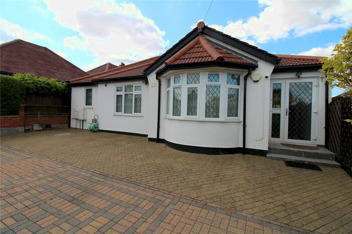3 Bedroom Bungalow To Rent In Woodmere Avenue, Croydon, CR0