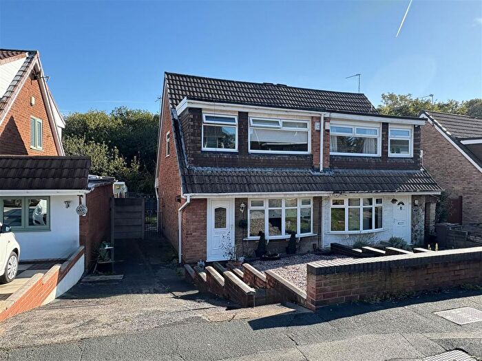 3 Bedroom Semi-detached House For Sale In Caterall Avenue, St.Helens, WA9