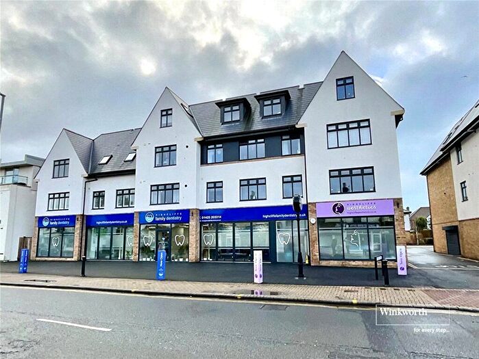 1 Bedroom Apartment For Sale In Lymington Road, Highcliffe, Christchurch, Dorset, BH23