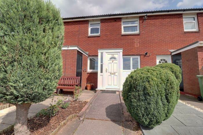 2 Bedroom Apartment To Rent In Bell Close, Stafford, ST16