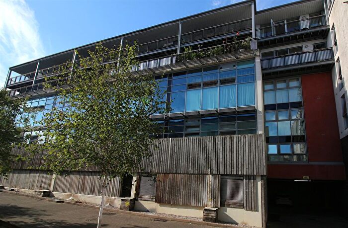 1 Bedroom Flat For Sale In Brittany Street, Plymouth, PL1