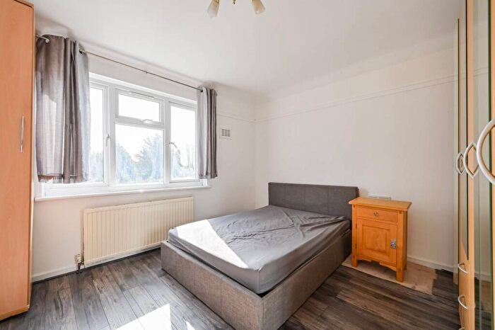 5 Bedroom House To Rent In White Hart Lane, Tottenham, London, N17