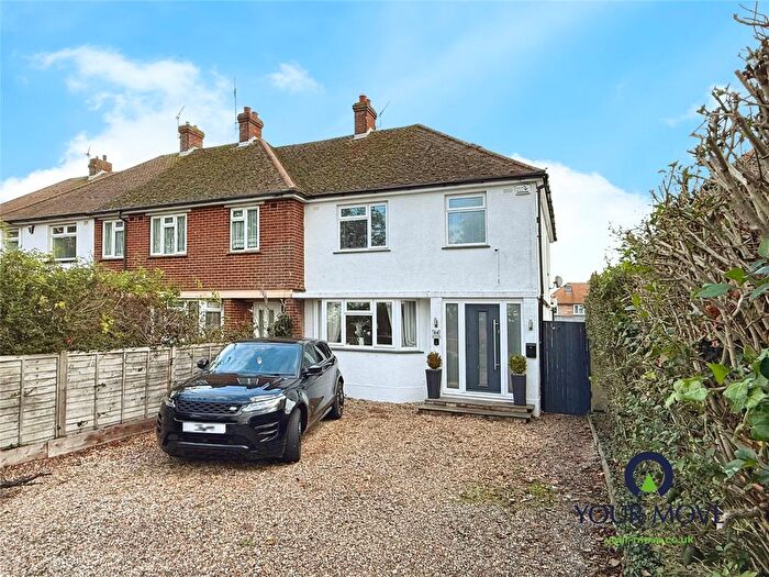 3 Bedroom End Of Terrace House For Sale In Northdown Hill, Broadstairs, Kent, CT10