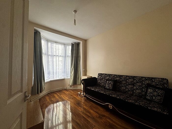 4 Bedroom Terraced House To Rent In Birmingham, B11