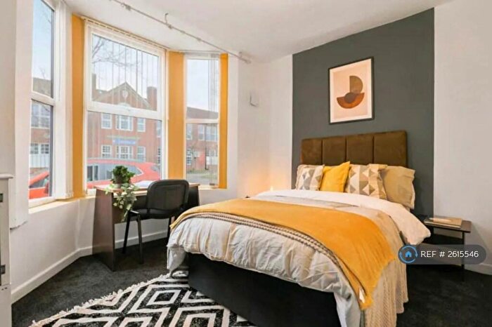 4 Bedroom Terraced House To Rent In Edmund Road, Sheffield, S2