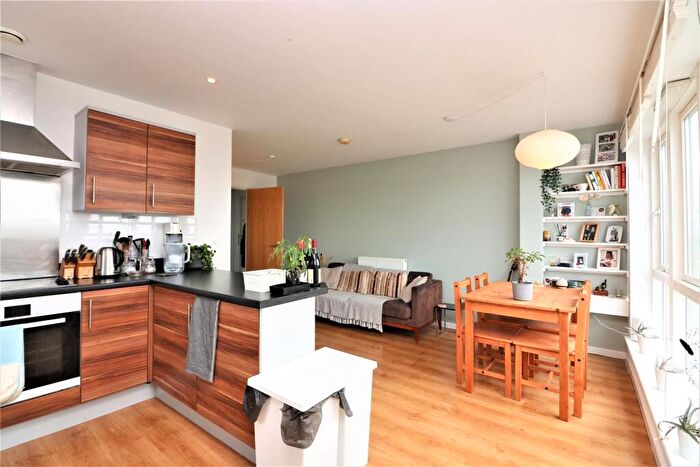 2 Bedroom Apartment For Sale In Lascar Wharf, Parnham Street, E14