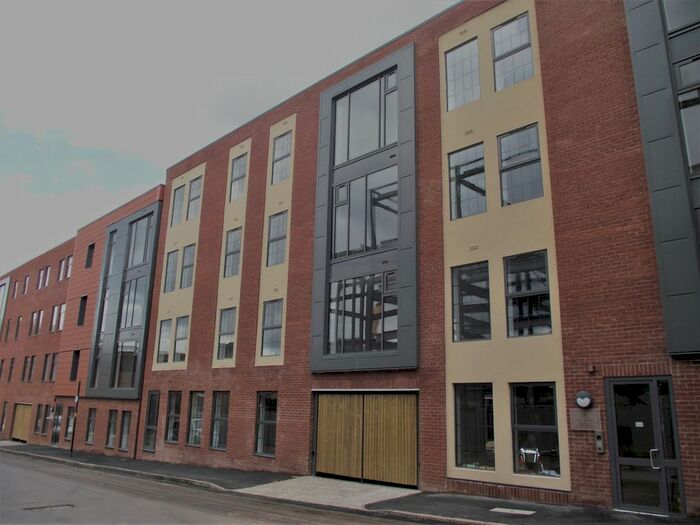2 Bedroom Flat To Rent In The Foundry, - Carver Street, Birmingham, West Midlands, B1