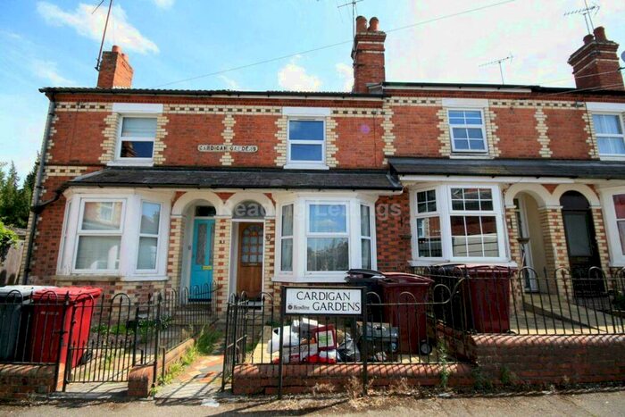 4 Bedroom Terraced House To Rent In Cardigan Gardens, Reading, RG1