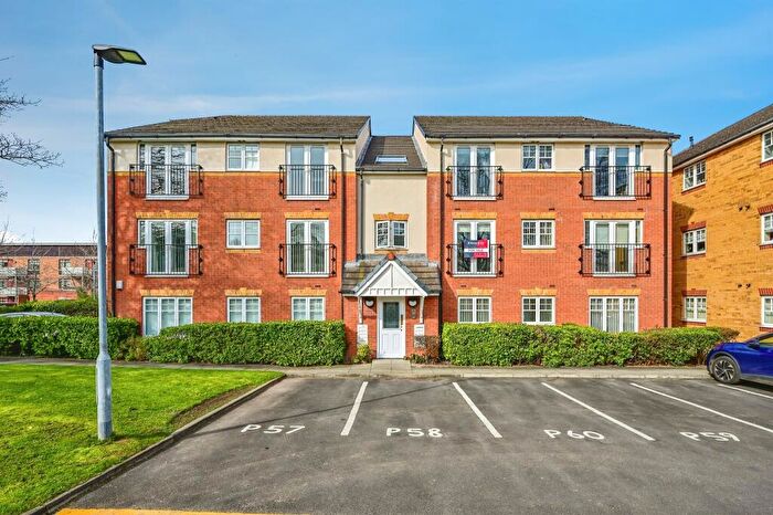 2 Bedroom Flat For Sale In Davenham Court, Liverpool, L15