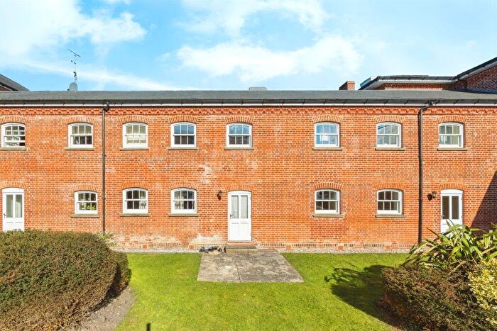 3 Bedroom Flat For Sale In George Roche Road, Canterbury, CT1