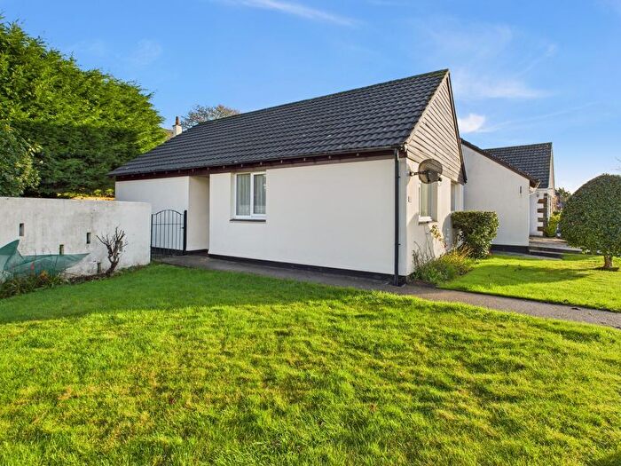 2 Bedroom Bungalow To Rent In Willow Close, Mylor Bridge, Falmouth, TR11