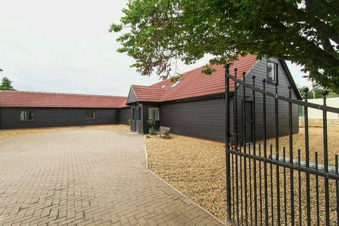 2 Bedroom Barn Conversion To Rent In Rye Hill, Harlow, CM18
