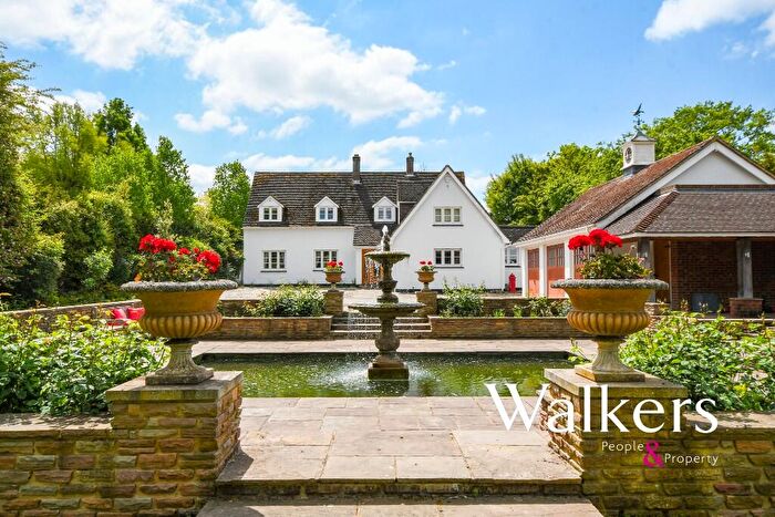 5 Bedroom Detached House For Sale In Galleywood, CM2