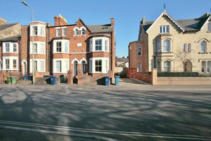 6 Bedroom End Of Terrace House To Rent In Iffley Road, Oxford, East Oxford, Oxfordshire, OX4