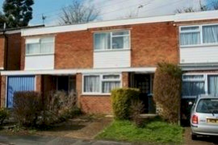 5 Bedroom Terraced House To Rent In Egham, Surrey, TW20