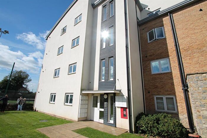 1 Bedroom Flat For Sale In Melrose Close, Maidstone, ME15
