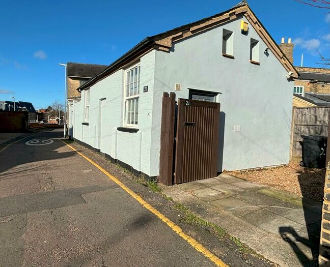 1 Bedroom Detached Bungalow To Rent In Palace Street, Biggleswade, SG18