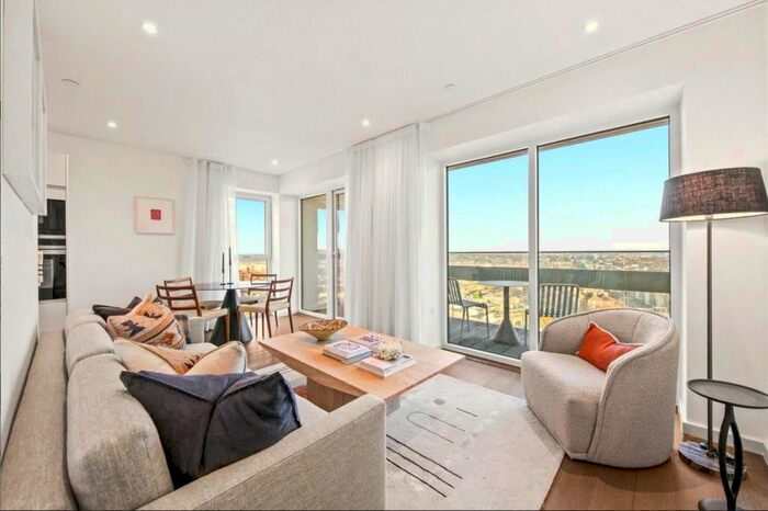 2 Bedroom Flat To Rent In A York Way, London, N7