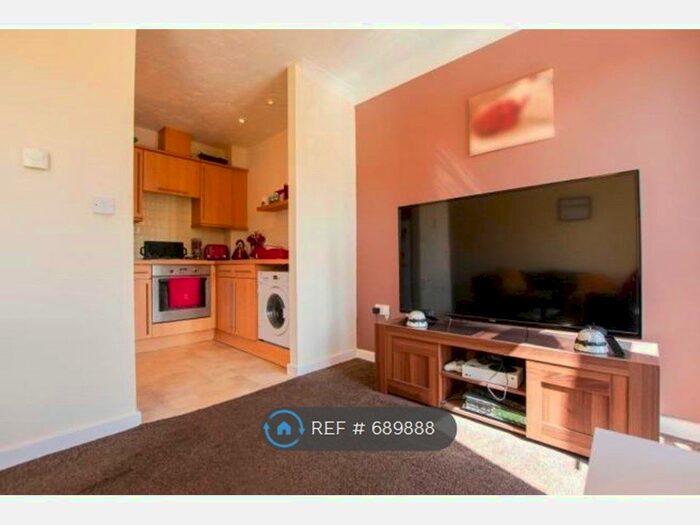1 Bedroom Flat To Rent In Northfield, Birmingham, B31